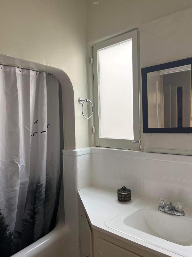 Westwood/ Brentwood/Santa Monica/Ucla Hostel לוס אנג'לס מראה חיצוני תמונה